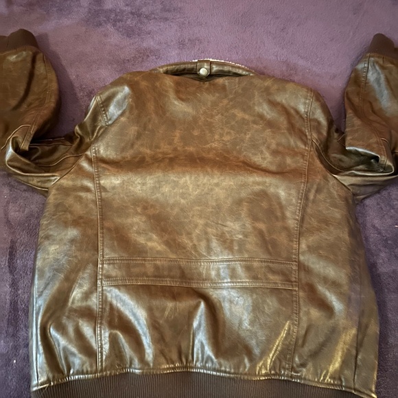 Tommy Hilfiger Faux-leather Faux-fur bomber - Picture 4 of 4